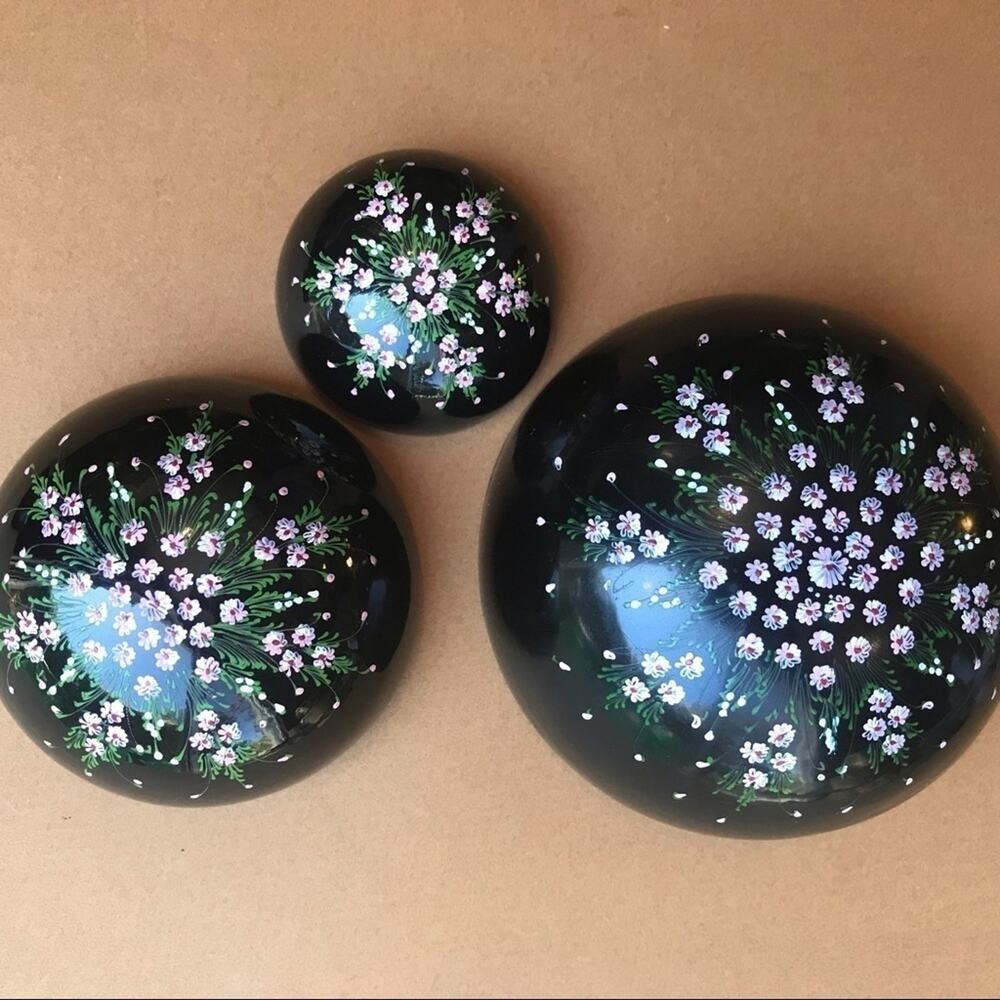 Vintage Black lacquer Nesting Boxes, Hand Painted, Set of Three